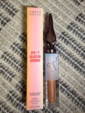 Urban Decay 24/7 Glaze-On Shadow — Space Cowboy Intense